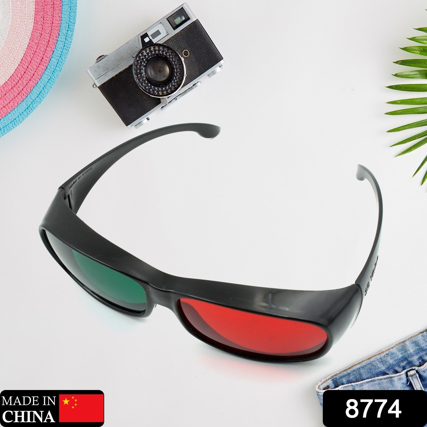 Stylish UV-Protected Sunglasses for All-Day Comfort – Perfect for Any Light! (1 Pc)
